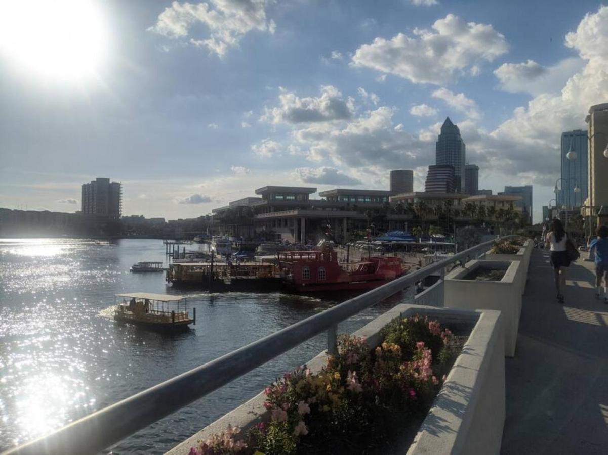 4-Bedroom Comfort Ybor City, Close To Everything แทมปา ภายนอก รูปภาพ